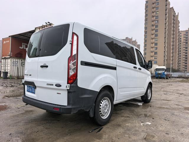 Ford Transit - фото 3