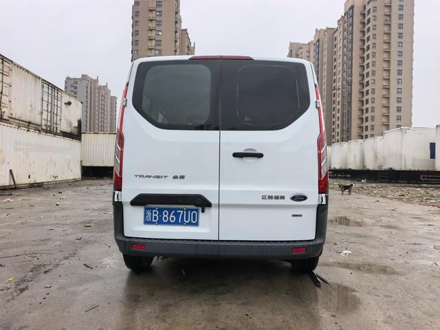 Ford Transit - фото 4
