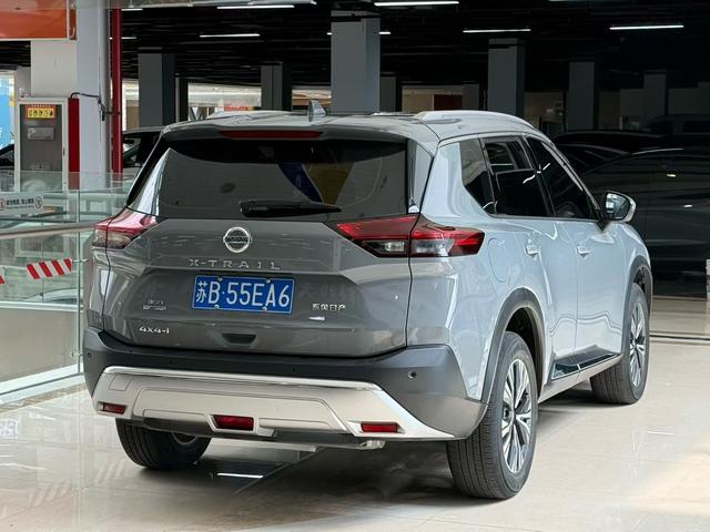 Nissan X-Trail - фото 3