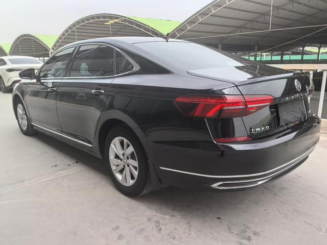 Volkswagen Passat - фото 3