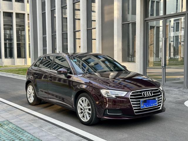 Audi A3 - фото 2