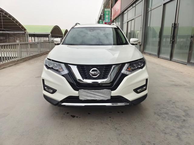 Nissan X-Trail - фото 1