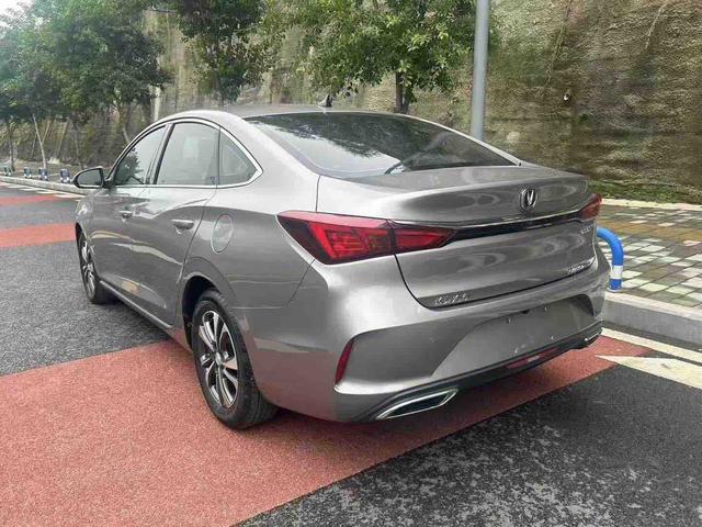 Changan Eado - фото 2