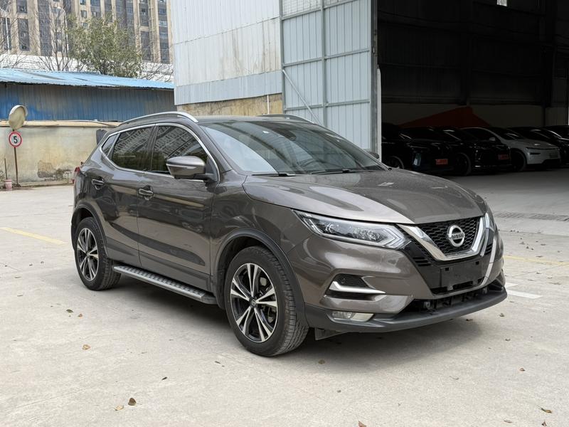 Nissan Qashqai - фото 2