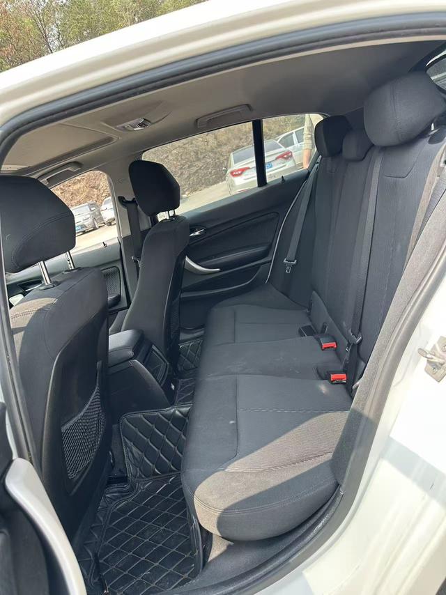 BMW 1-Series (Import) - фото 3