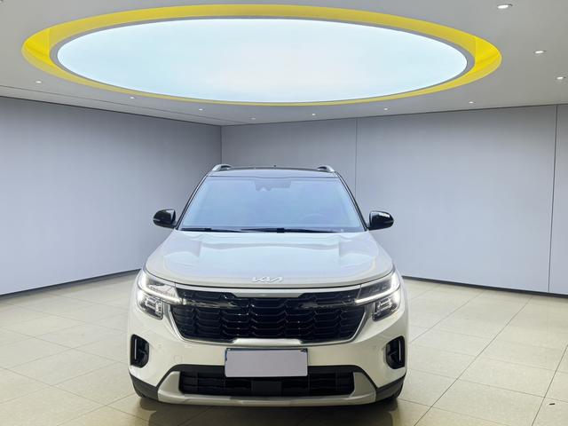 Kia Seltos - фото 1