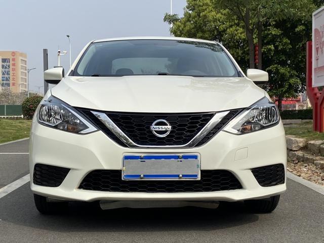 Nissan Sylphy - фото 1