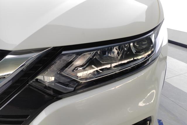Nissan Qashqai - фото 1