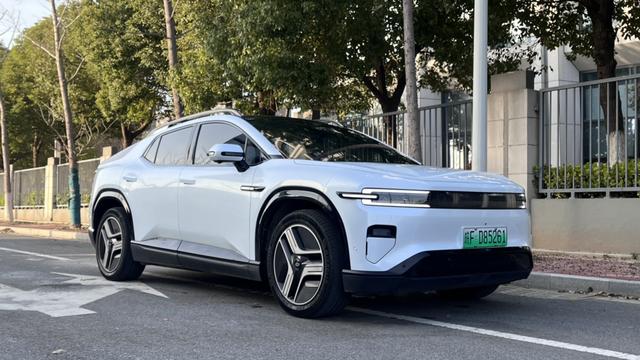 Changan Qiyuan E07 - фото 1
