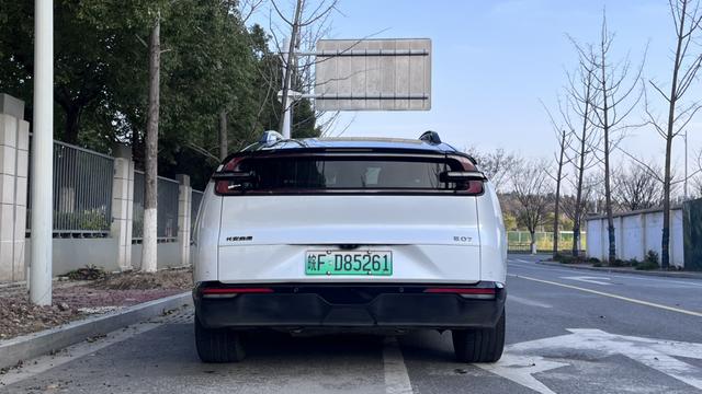Changan Qiyuan E07 - фото 4