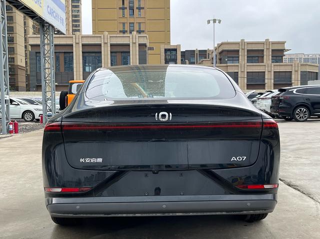 Changan Qiyuan A07 - фото 4