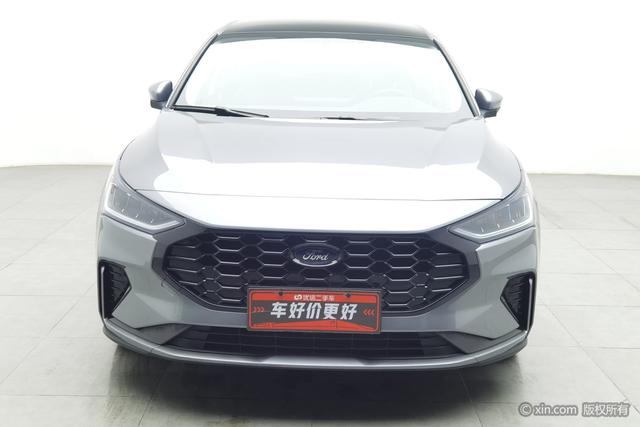 Ford Focus - фото 2