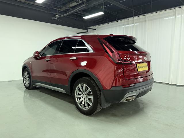 Cadillac XT4 - фото 4