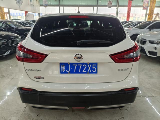 Nissan Qashqai - фото 4
