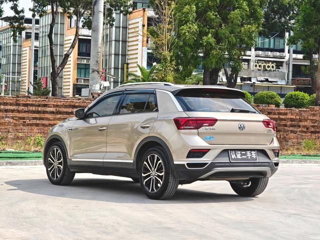 Volkswagen T-Roc - фото 4