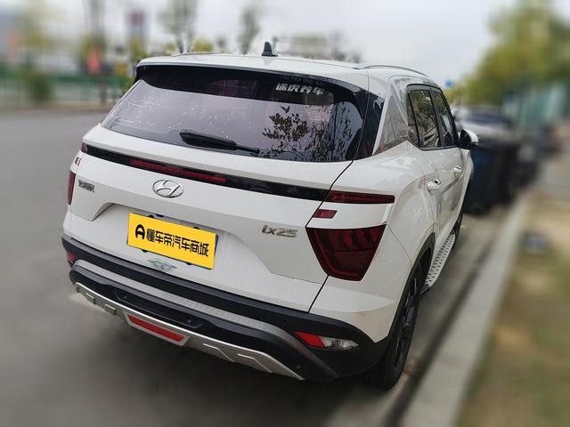 Hyundai ix25 - фото 3