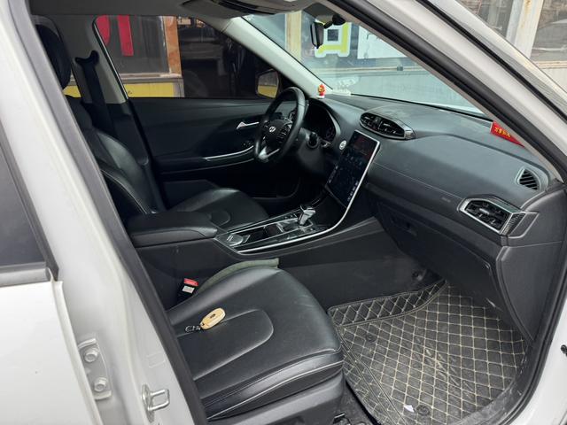 Hyundai ix25 - фото 4