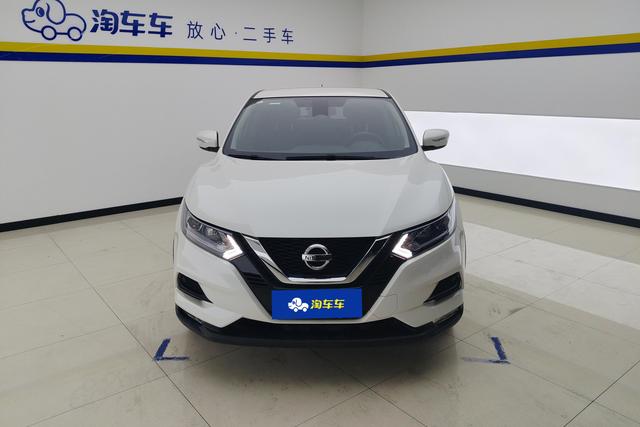 Nissan Qashqai - фото 2