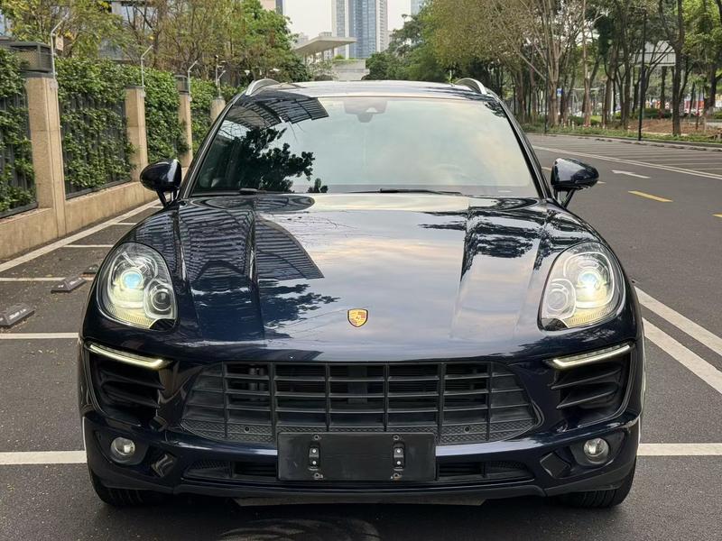 Porsche Macan - фото 1