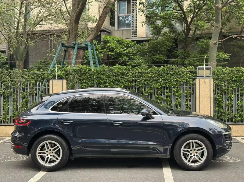 Porsche Macan - фото 4