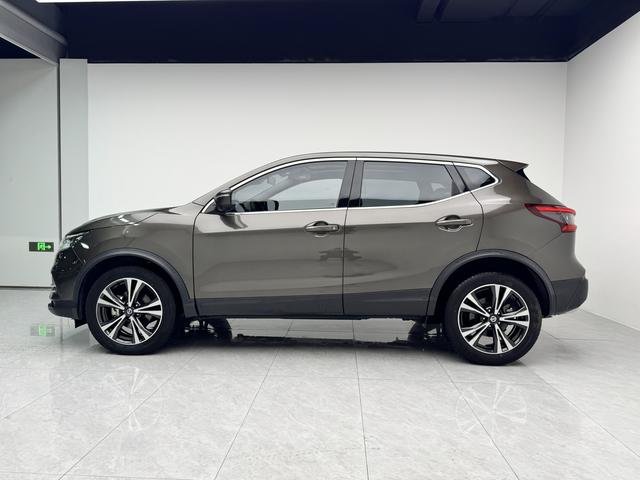 Nissan Qashqai - фото 3