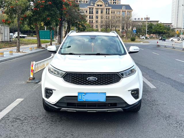 Ford Territory - фото 3