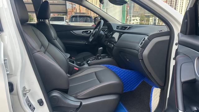 Nissan Qashqai - фото 3