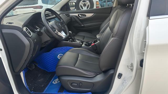 Nissan Qashqai - фото 4