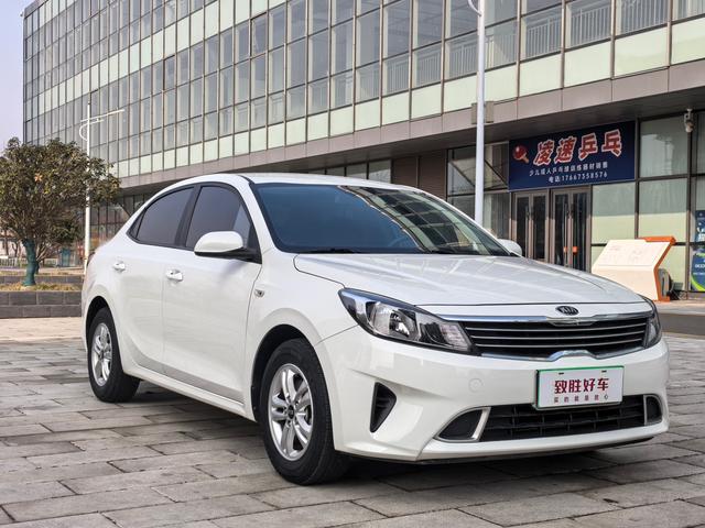 Kia Forte - фото 2