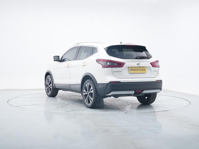 Nissan Qashqai - фото 4