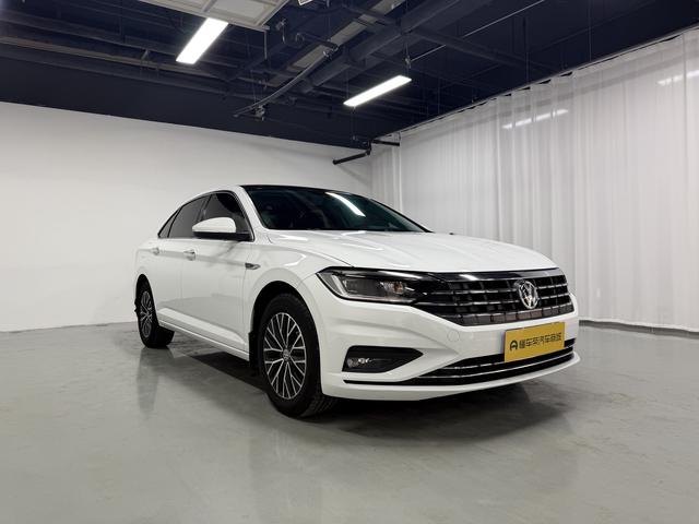 Volkswagen Sagitar - фото 2