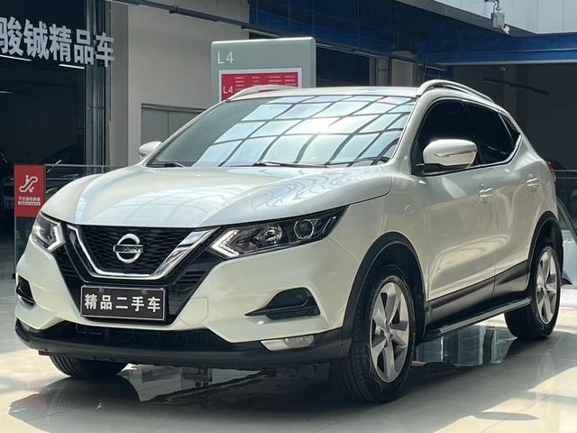 Nissan Qashqai - фото 0