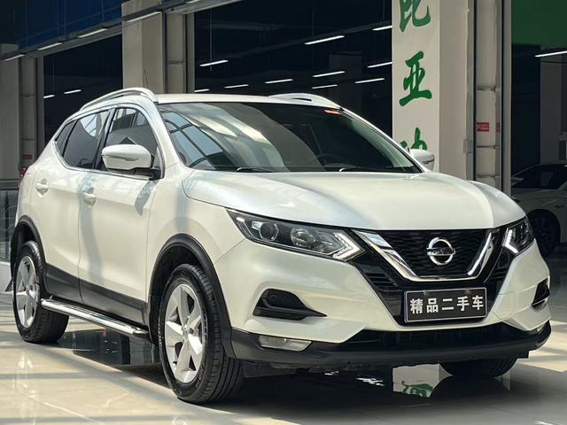 Nissan Qashqai - фото 2