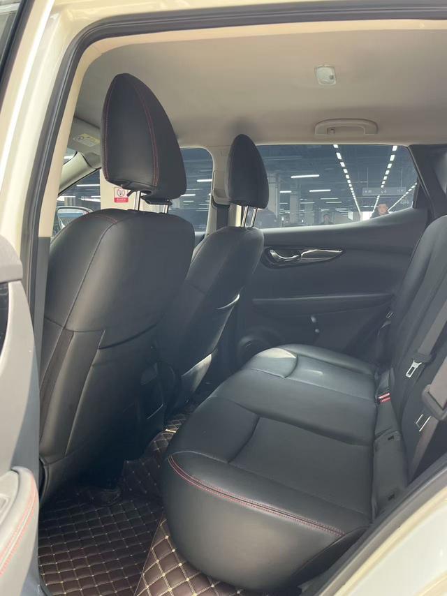 Nissan Qashqai - фото 3