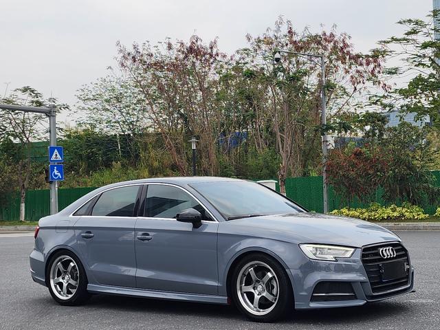 Audi A3 - фото 2