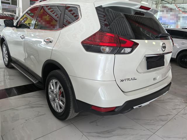 Nissan X-Trail - фото 3