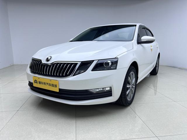 Skoda Octavia - фото 0