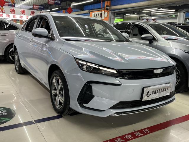 Geely Emgrand L Hi-P - фото 2