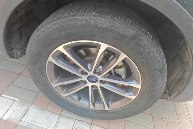 Ford Territory - фото 4