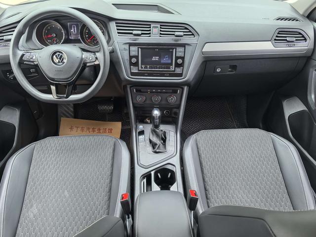 Volkswagen Tiguan L - фото 2