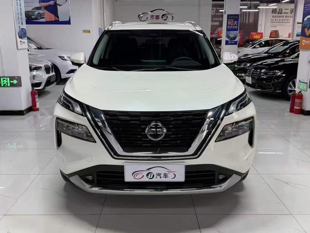 Nissan X-Trail - фото 1