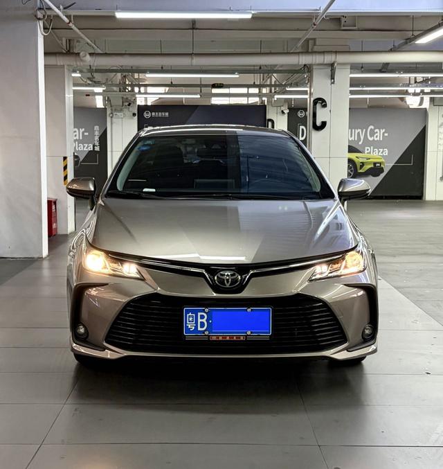 Toyota Corolla - фото 4