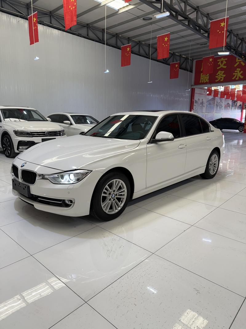 BMW 3 Series - фото 0