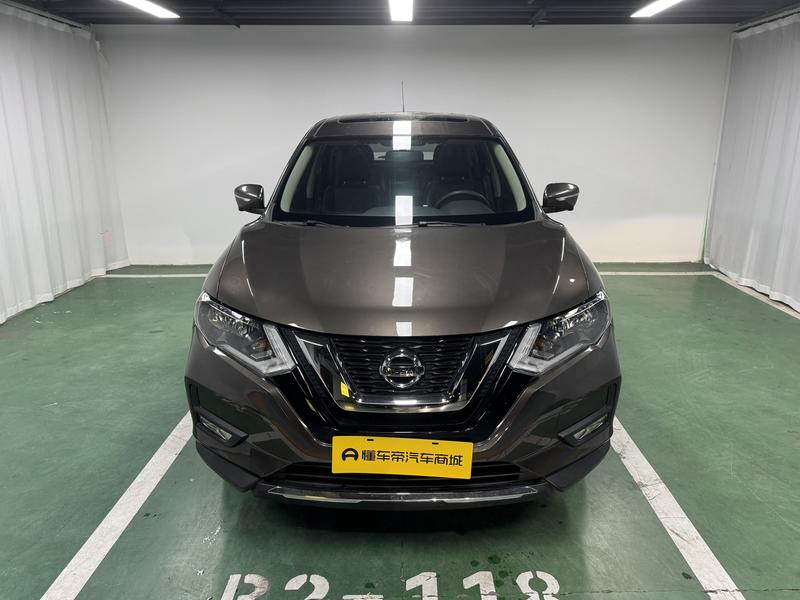 Nissan X-Trail - фото 1