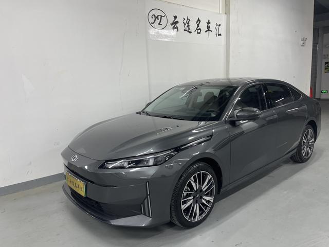 Changan Qiyuan A05 - фото 0