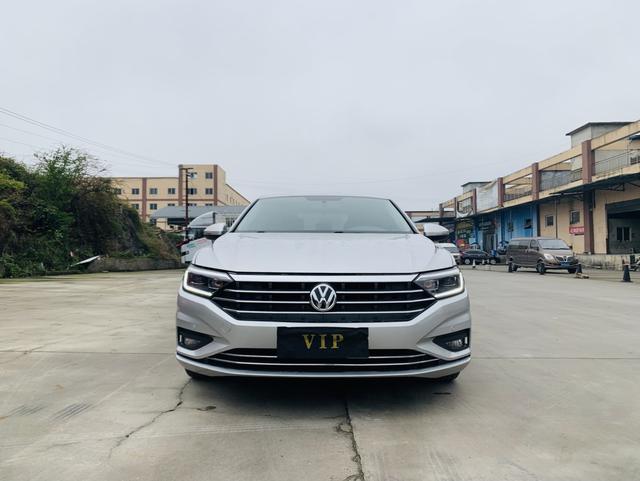 Volkswagen Sagitar - фото 1