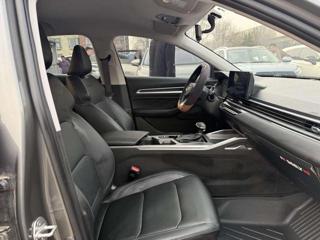 Geely Emgrand - фото 3