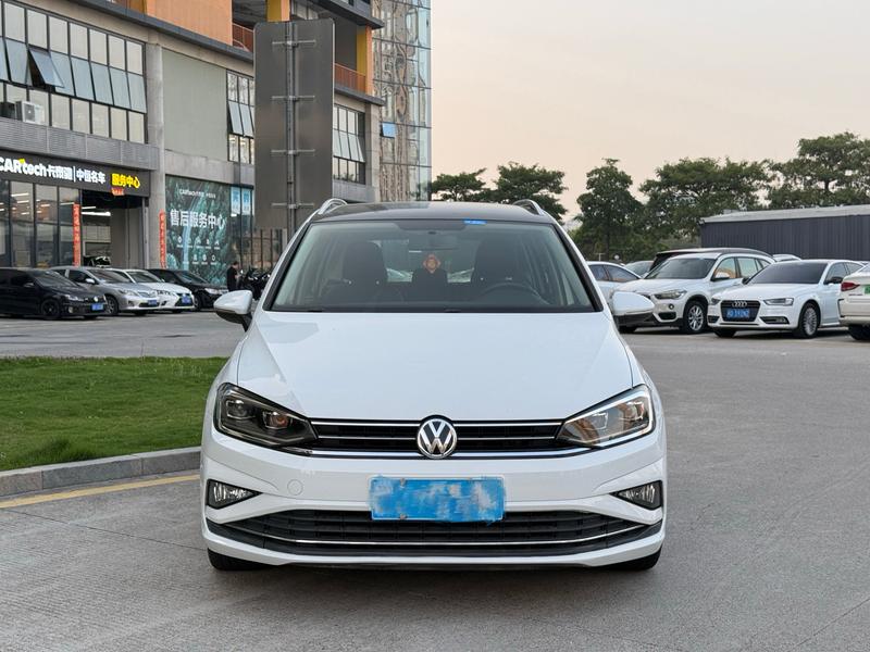 Volkswagen · - фото 1