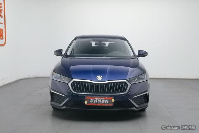 Skoda Octavia - фото 2