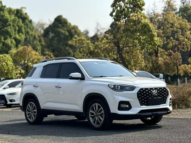 Hyundai ix35 - фото 2
